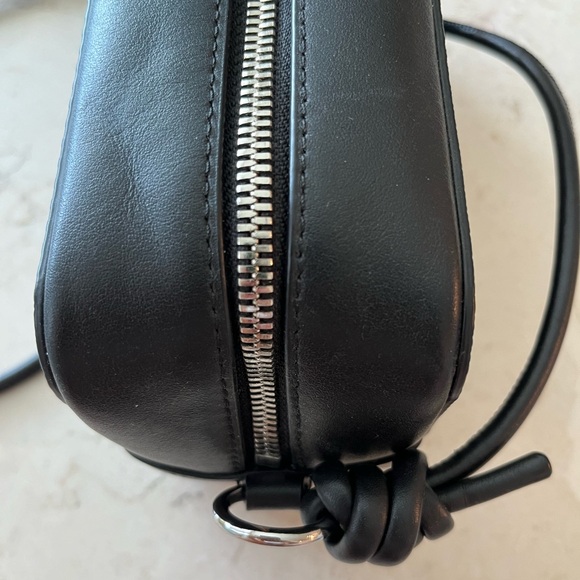 Lacoste Square Crossover Bag - Picture 5 of 11